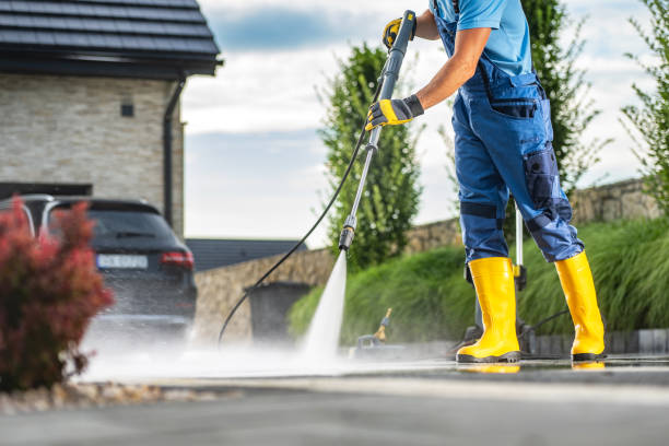 Best Oil and Grease Removal from Surfaces in Montrose, MN